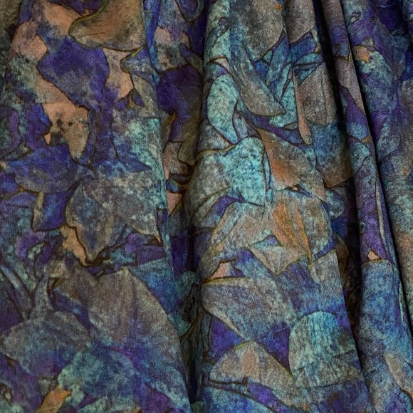 Skirt - Picture 3 of 4